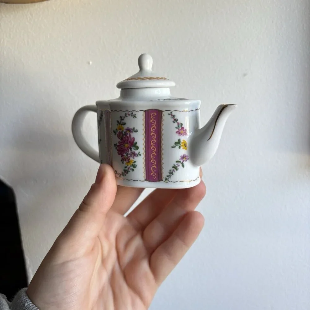 Vintage Bone‎ China Small White Pink Floral Tea Pot Gold Strips Doll
